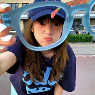 亲爱的锦鲤女孩